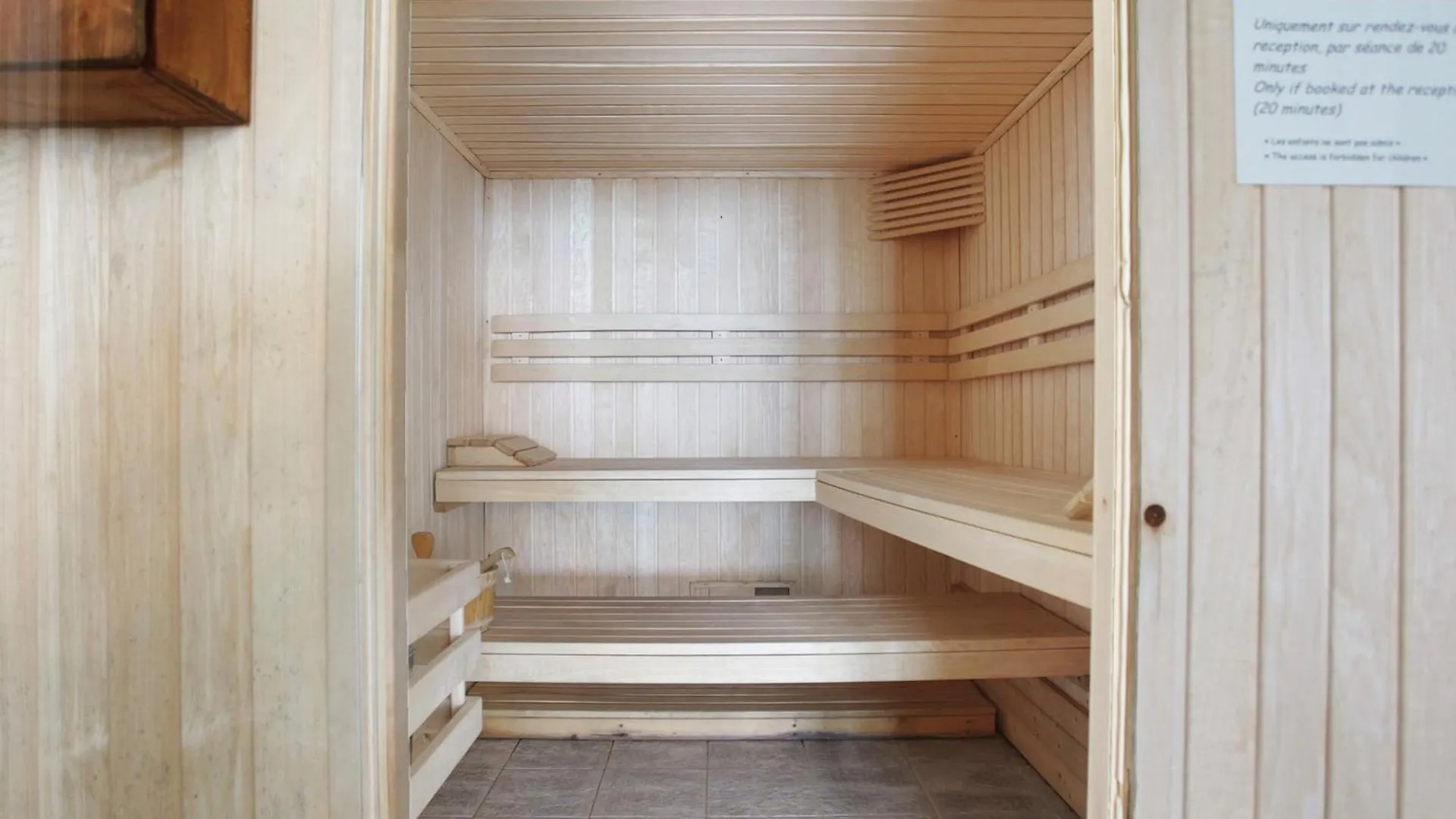 Notre-Dame-De-Bellecombe: Confort Pour 6 Personnes, 2 Chambres, Equipements Modernes - Fr-1-807-69 Frankreich